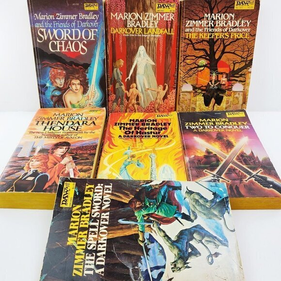 Marion Zimmer Bradley DAW Vintage 7 Books Lot 70s 80s Darkover, Avalon, Etc. - Picture 1 of 12